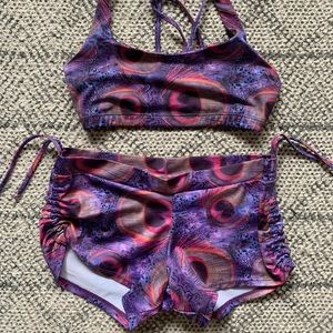 ONZIE Purple Peacock Yoga short and bra!
